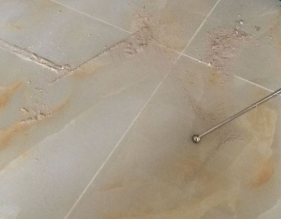 克什克腾瓷砖空鼓维修公司分享粘合剂选择不当在瓷砖铺贴过程中可能导致以下问题
